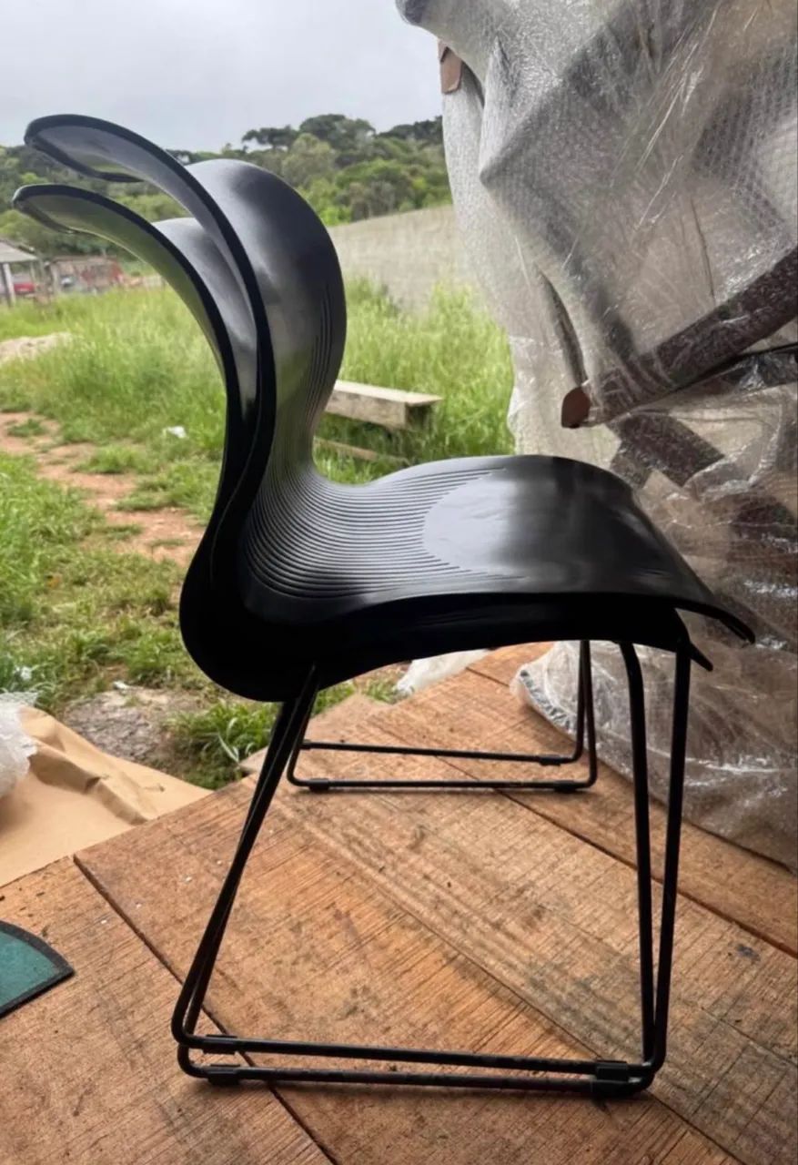 Vendo cadeiras de balanço antigas - Foto 3