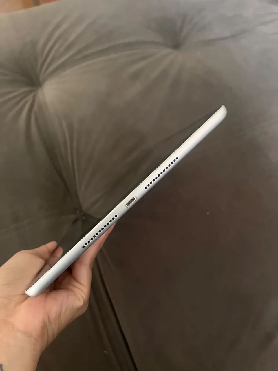 iPad 9ª GERAÇÃO - 64 GB + CAPA E TECLADO BLUETOOTH! Ótimo estado  - Foto 2