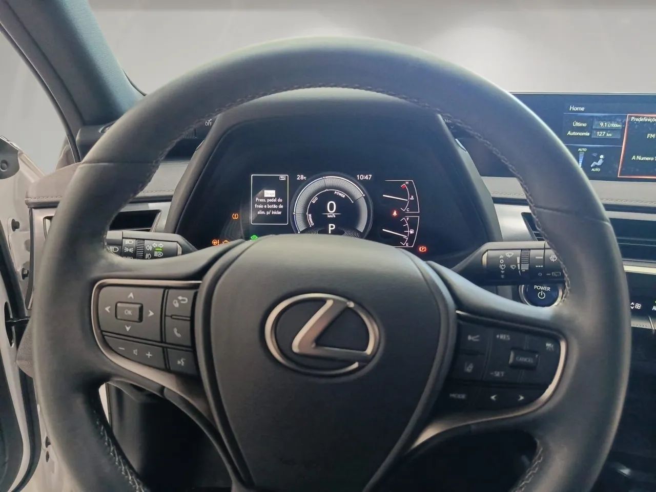 Lexus UX-250h Dynamic 2.0 16V Aut.(hybrid), foto 17 de 20