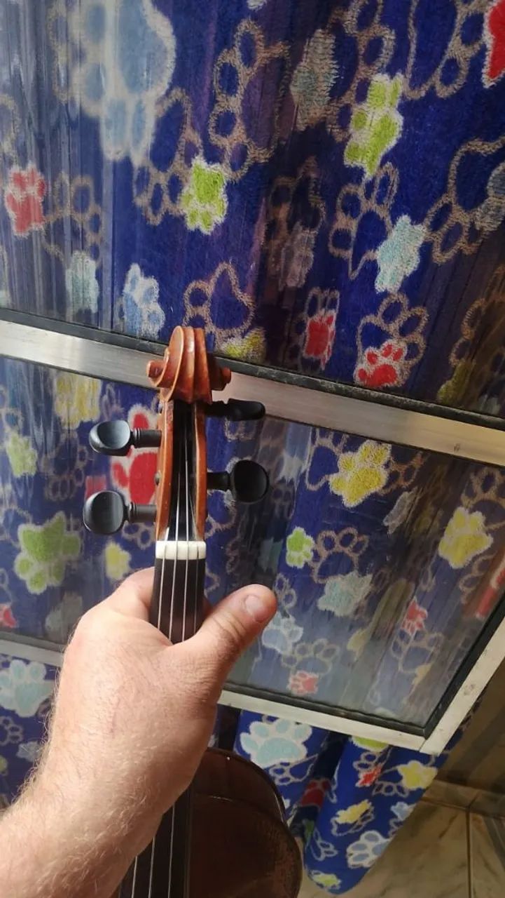 Violino antigo. - Foto 4