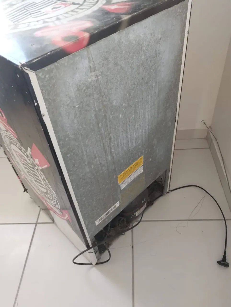 Frigobar da Consul adesivado .... - Foto 4