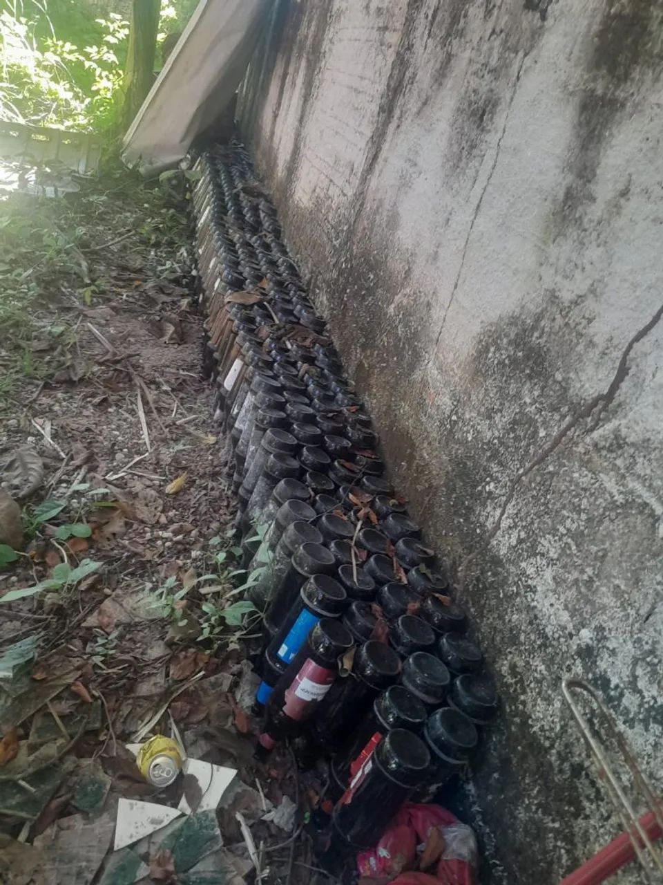 Vendo 200 garrafas de litrão(AmBev)