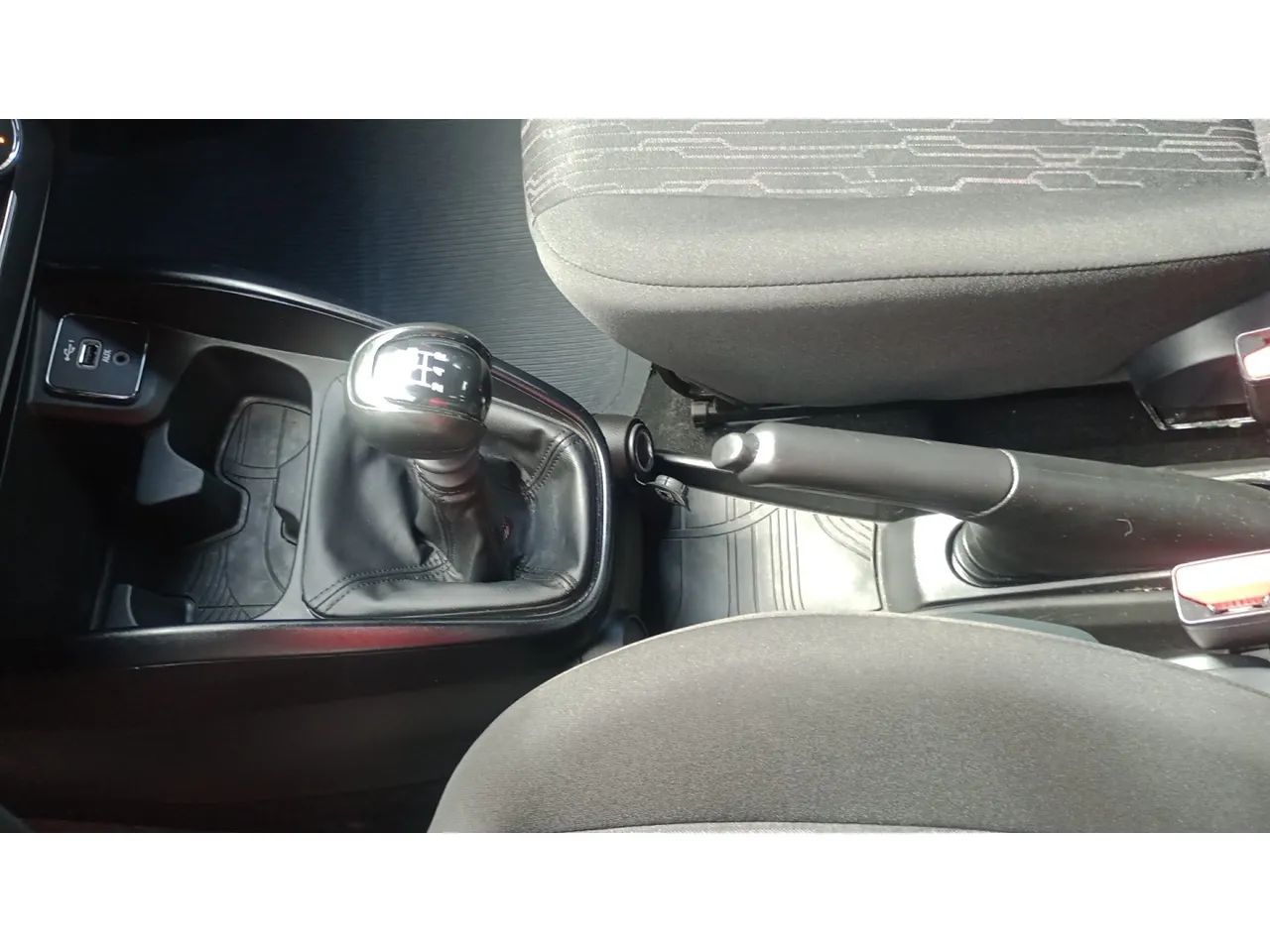 Fiat Argo Drive 1.0 Firefly, foto 14 de 16