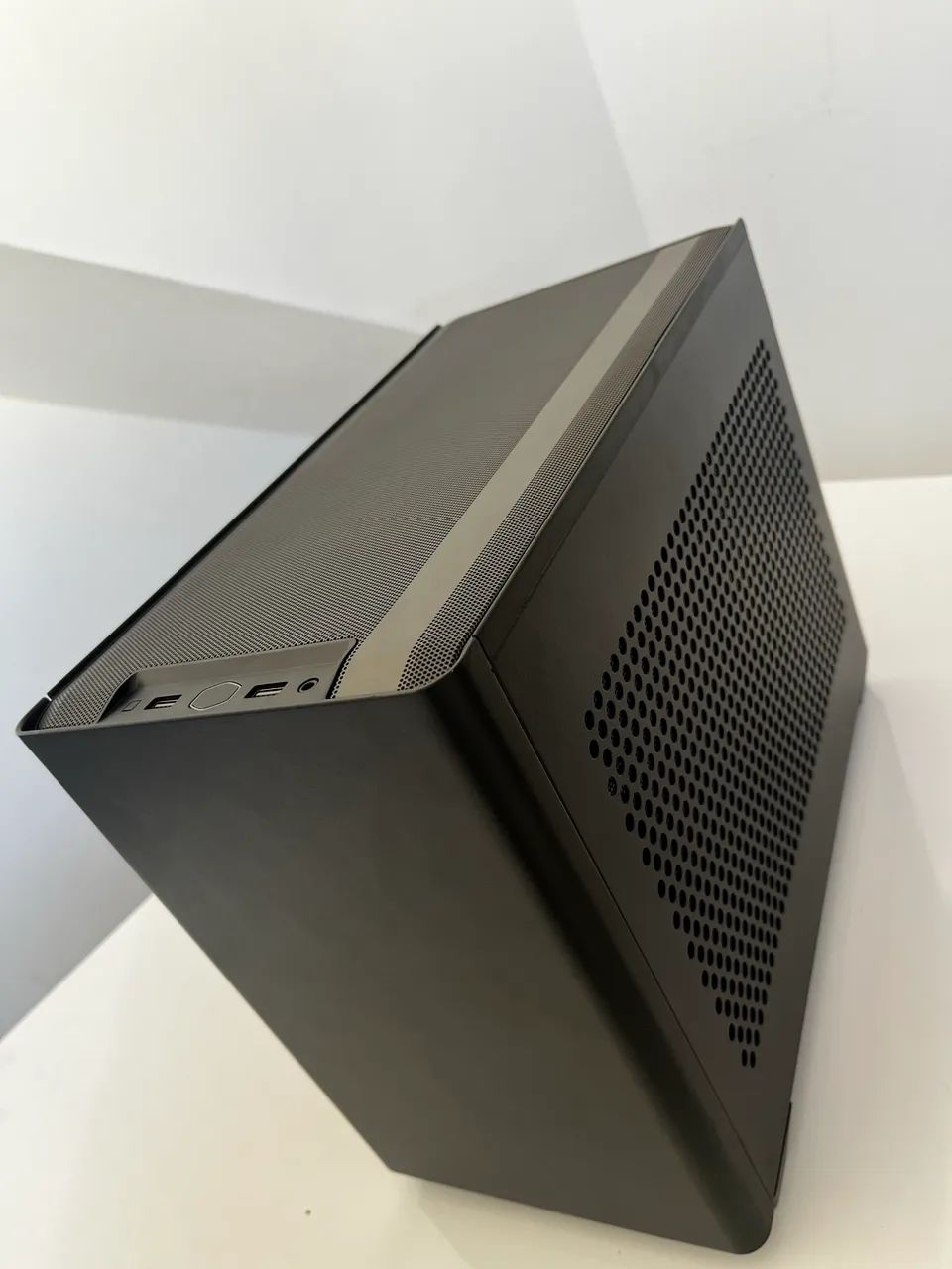 Gabinete Cooler Master nr 200 