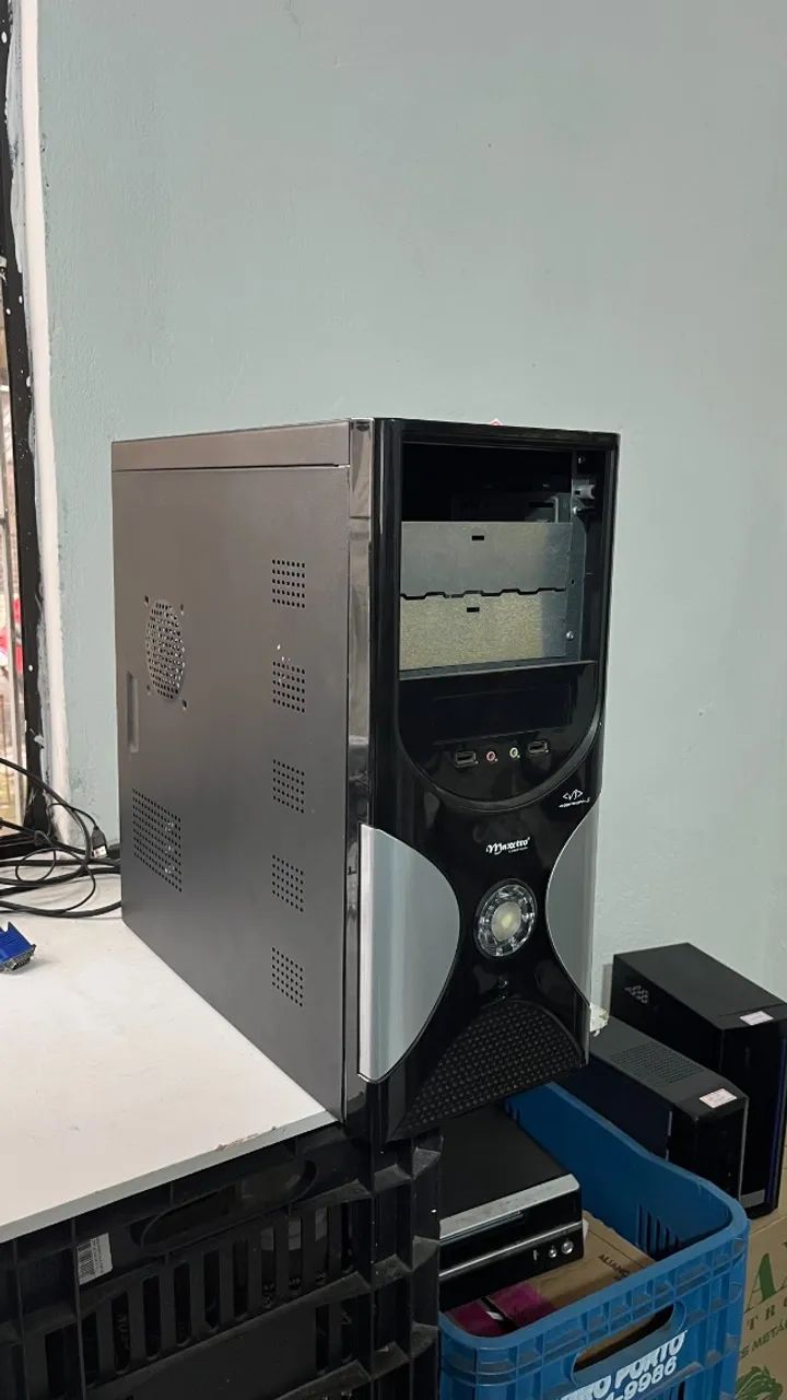 PC de Escritório - Computador Desktop Funcionando Perfeitamente