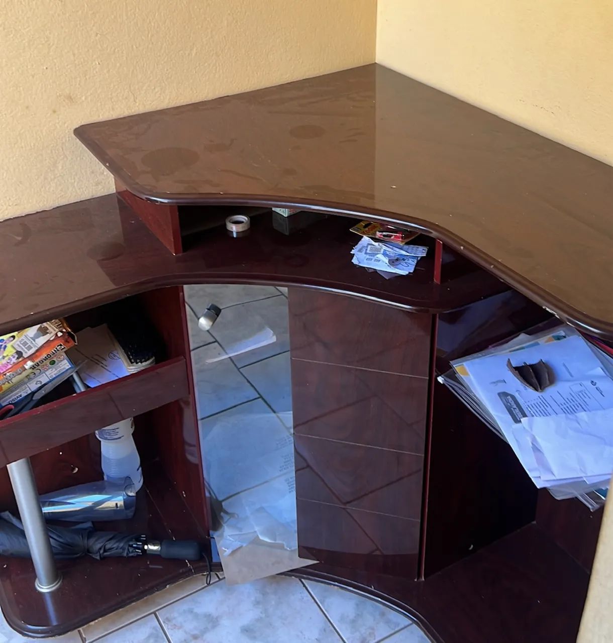 Vendo rack de canto 