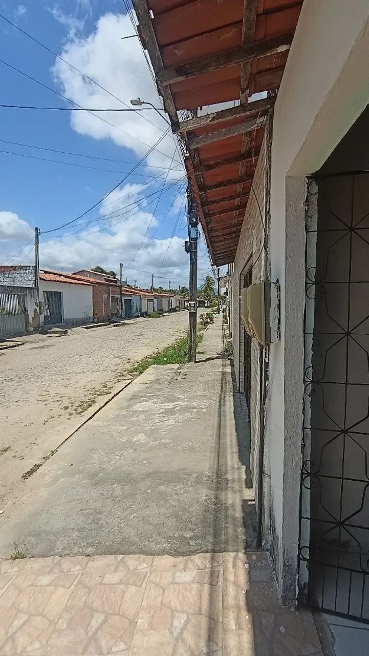 Casa com suite, quintal, 3 caixas d'água, 2 banheiros bem ventilada e iluminada. - Foto 5
