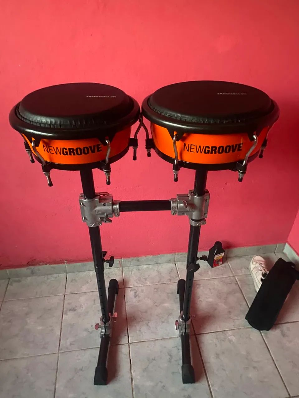 Vende-se conga percussão 