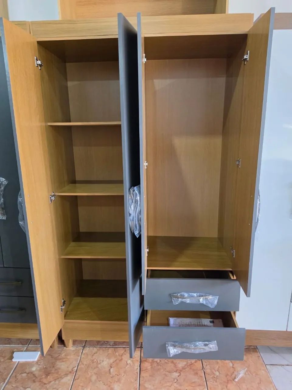 Guarda roupa de solteiro novo - Foto 2