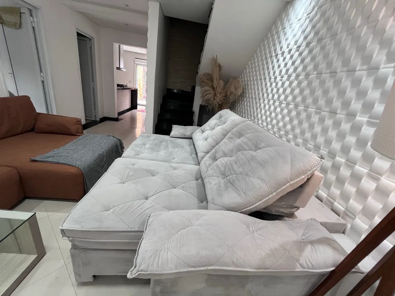 Sofá Retrátil e Reclinável semi novo - Foto 5