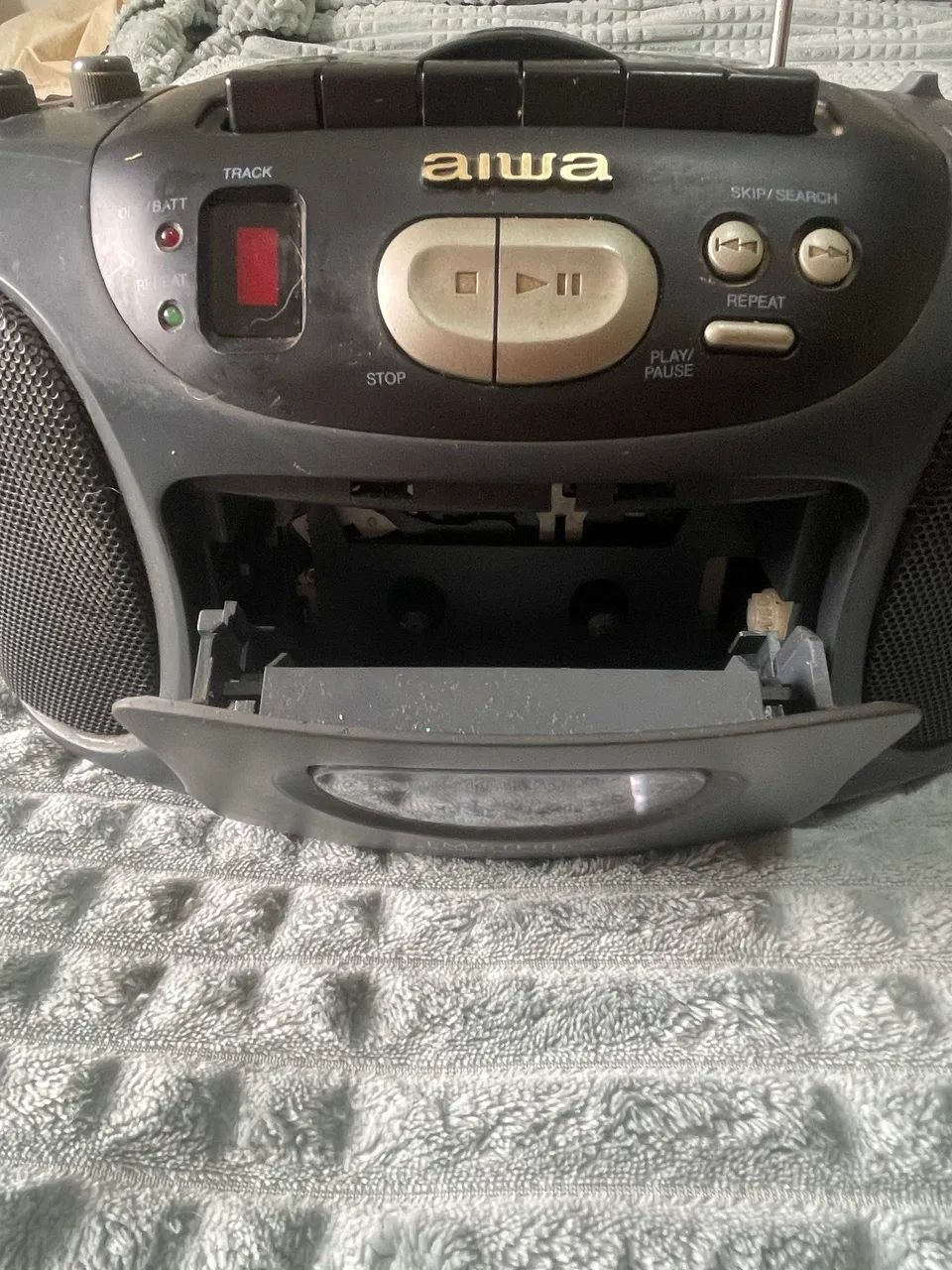 Compact disc aiwa CSD-EX11OU + fitas k7