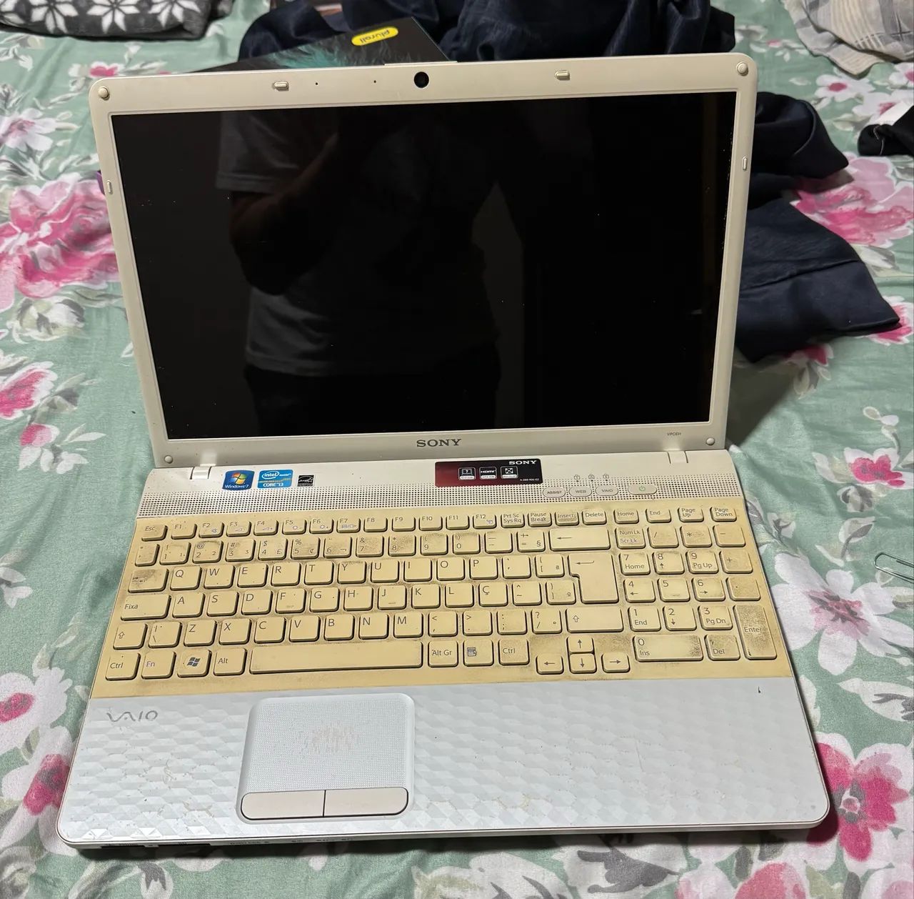 NOTEBOOK FUNCIONAL / VENDO COMO CARCAÇA - Foto 2