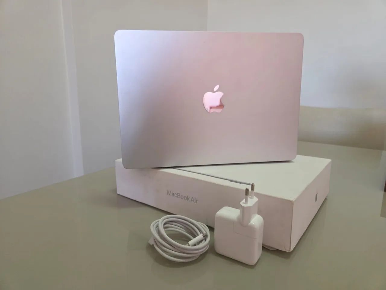 MacBook Air M3 256GB | Bateria 100% | NF e Caixa 