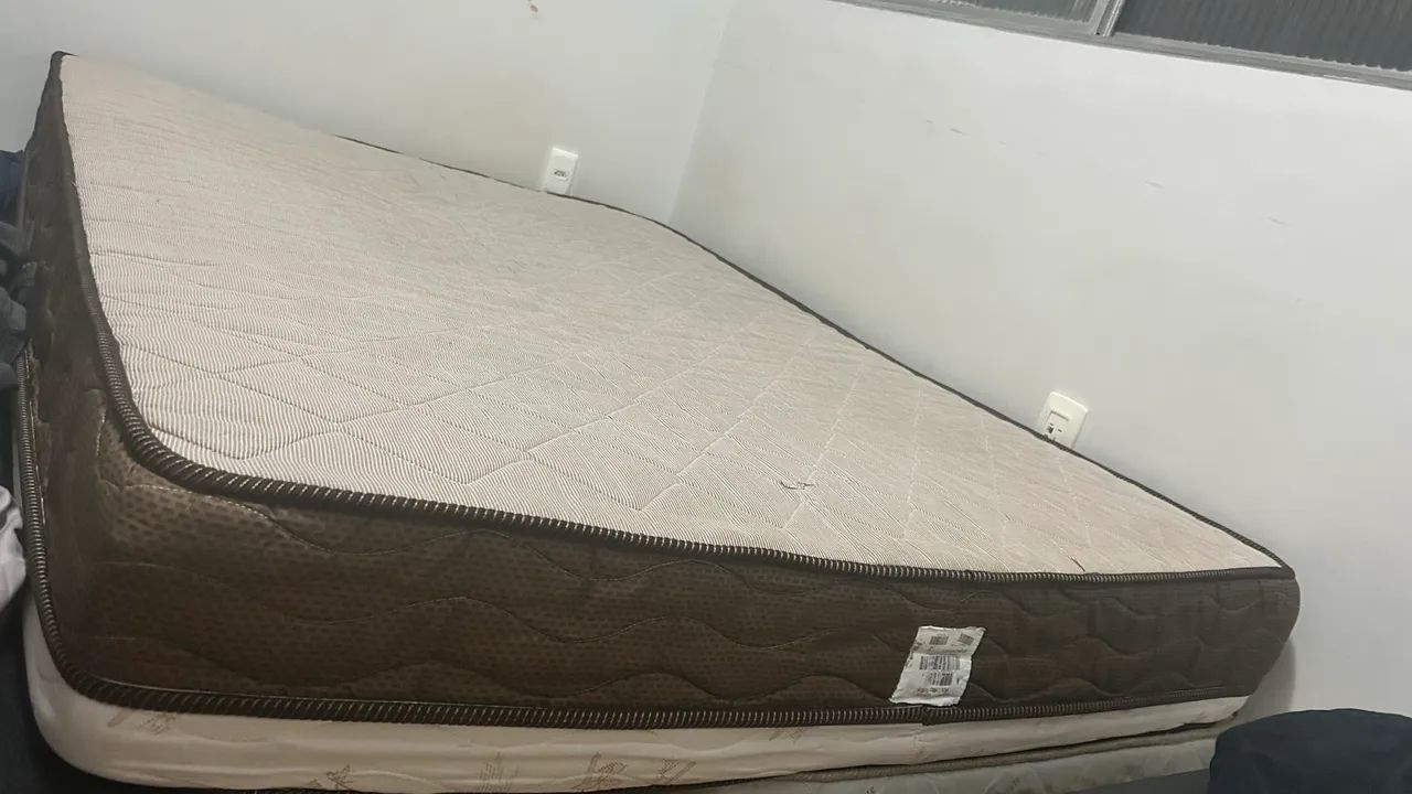 Vende-se colcha de casal - valor negociável  - Foto 3