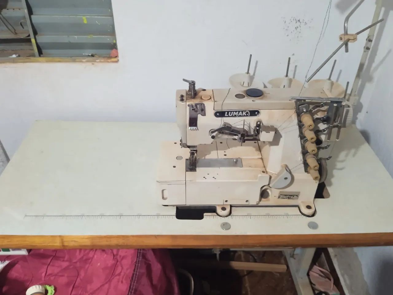 Máquina de costura Galoneira  - Foto 4