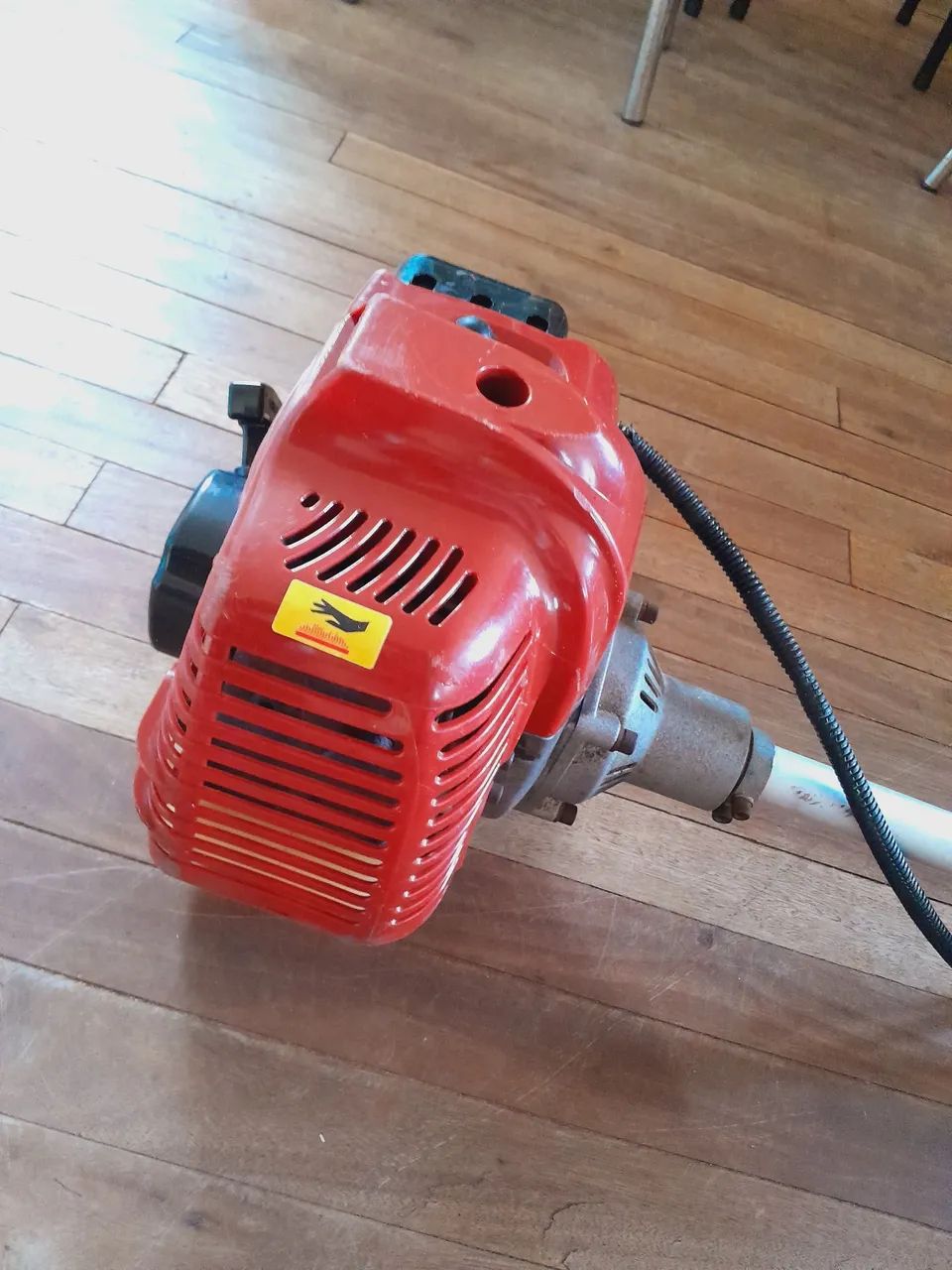 Vendo máquina de cortar grama  ou troco pro play 2 com controles ou por bike aro 29
