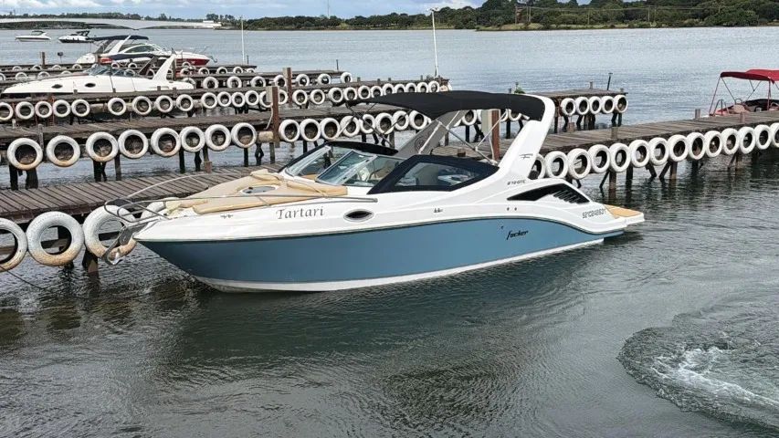 FOCKER 272 GTC Cabinada | Alto Padrão | Mercruiser 300hp Bravo III