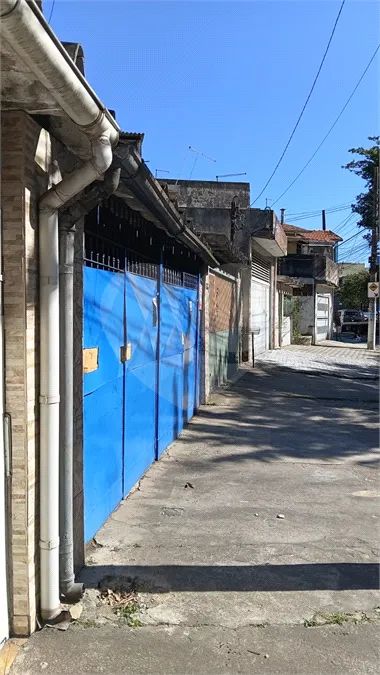 Térrea 02 dormitórios, localização privilegiada. Próximo a tudo - Foto 5