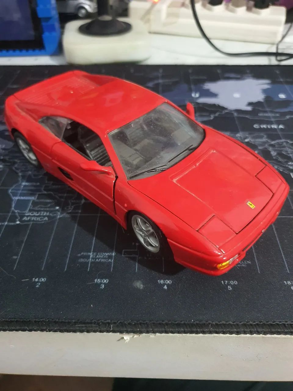  Ferrari F355 Berlinetta 1:24 Coleção  - Foto 3