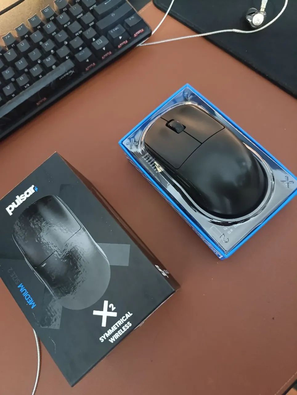 Mouse Gamer Pulsar X2 Wireless - PAW3395 | Defeito no botão 1 - Foto 3