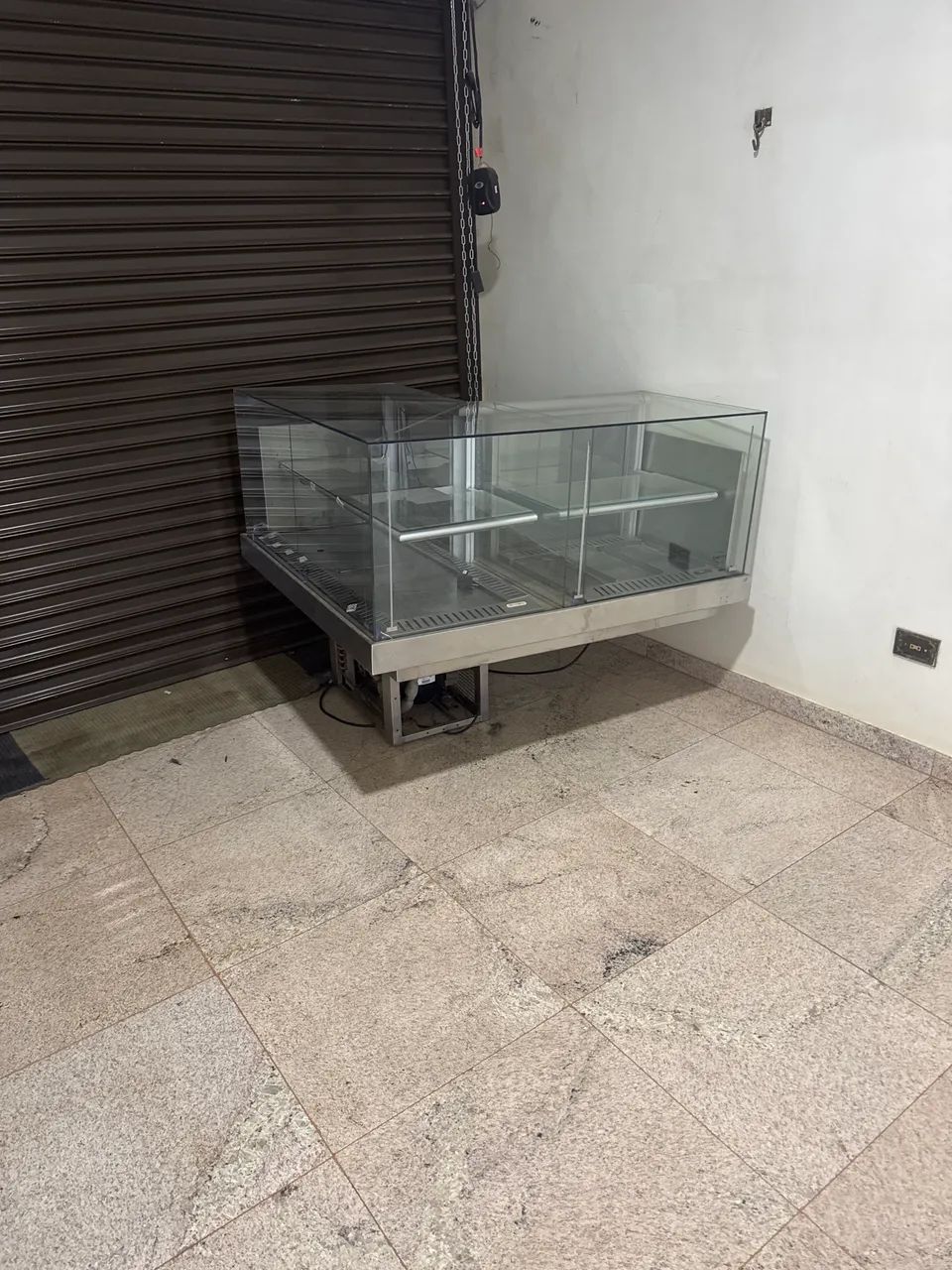 Vendo Estufa Fria em ótimo estado  - Foto 2