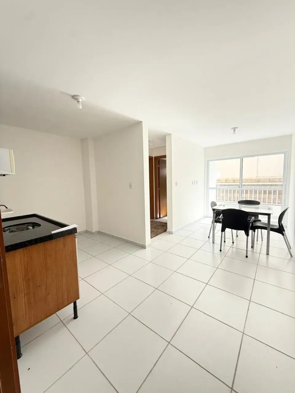 Apartamento com 2 quartos, varanda e area de lazer completa