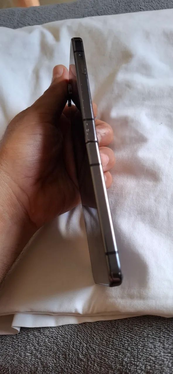 Samsung Z Flip 5 512g - Foto 3