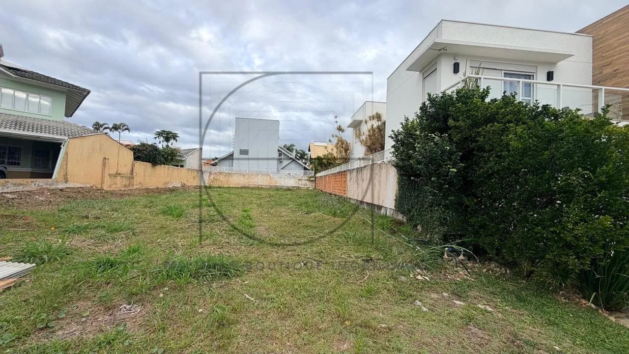 Terreno à venda próximo ao Open Shopping