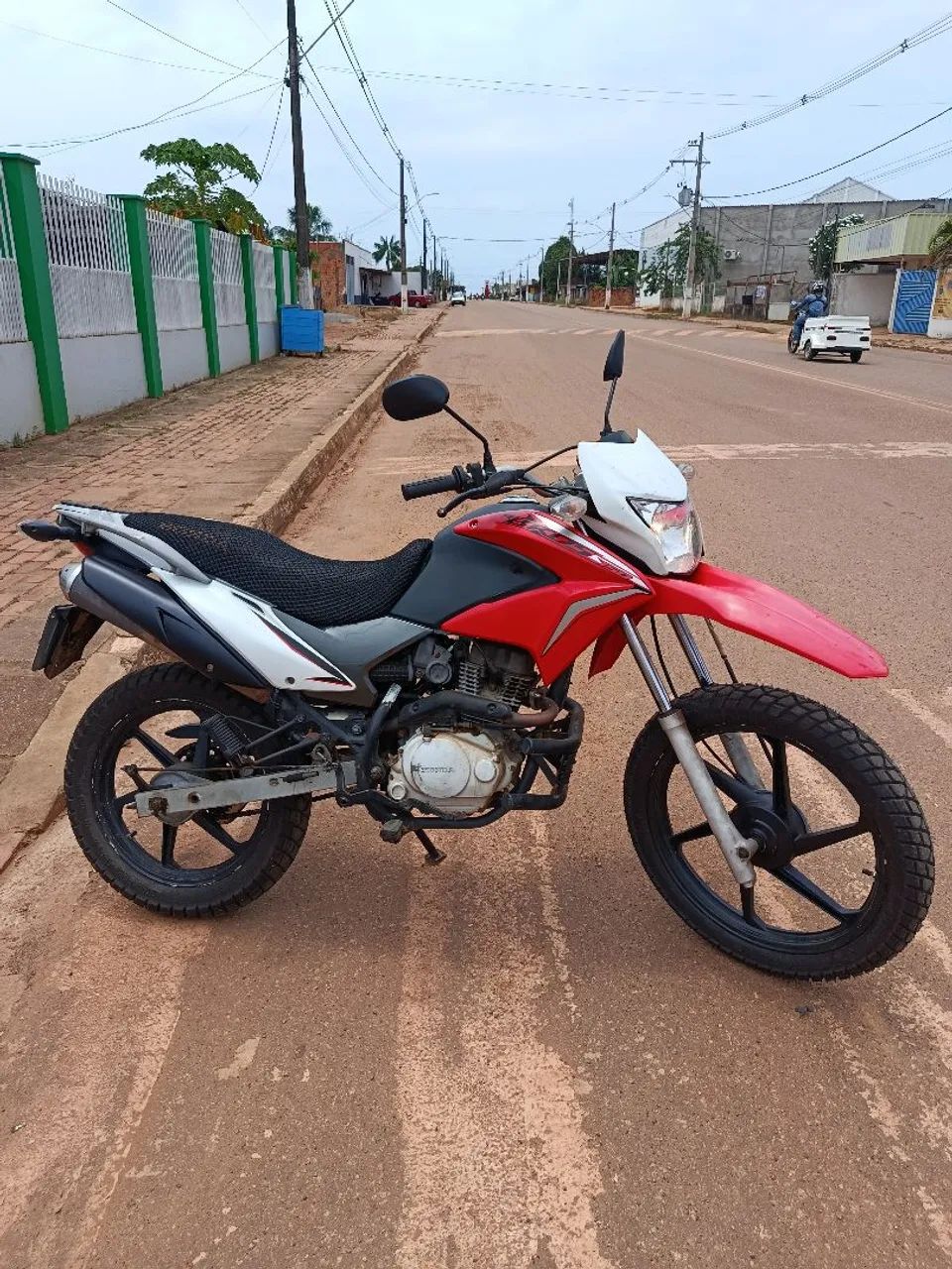 HONDA BROZ 2014 150 ES  - Foto 2