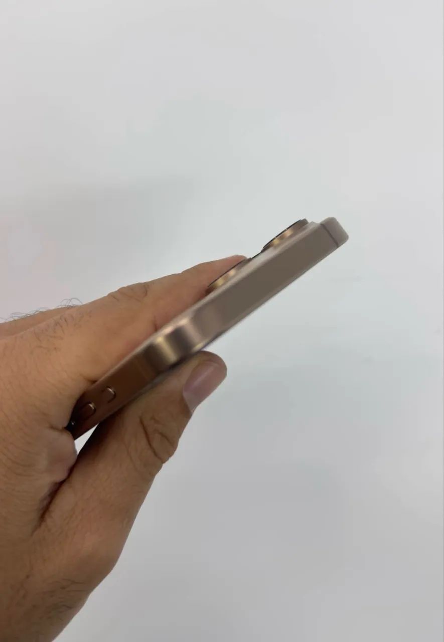 iPhone 16 pro max  - Foto 3
