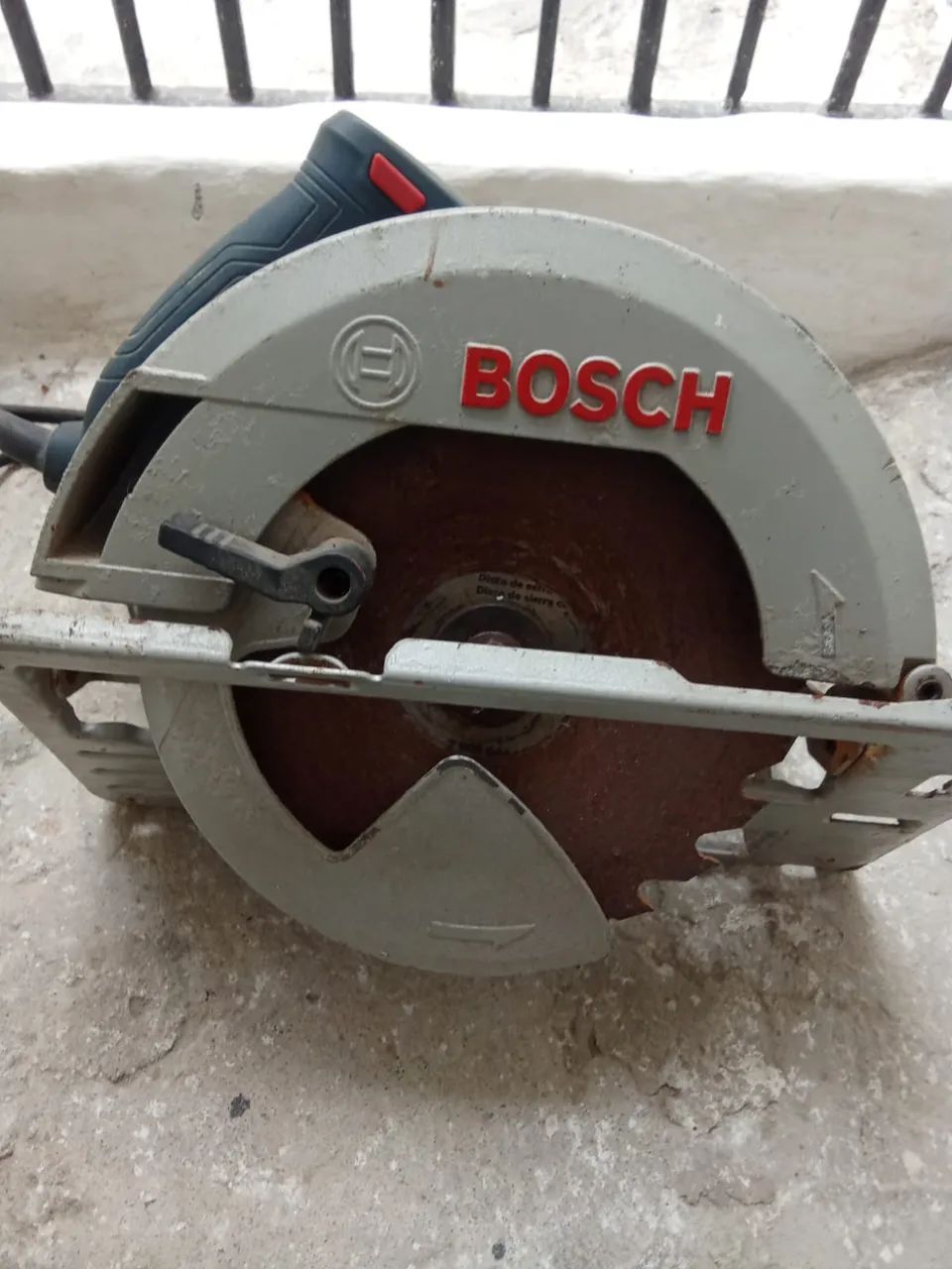 Serra circular Bosch 