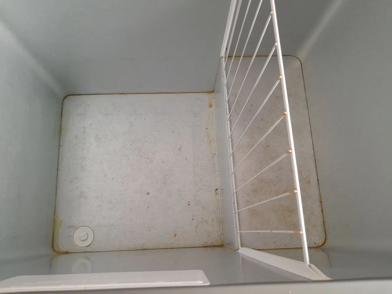 Uma freezer 309 litrosse - Foto 5