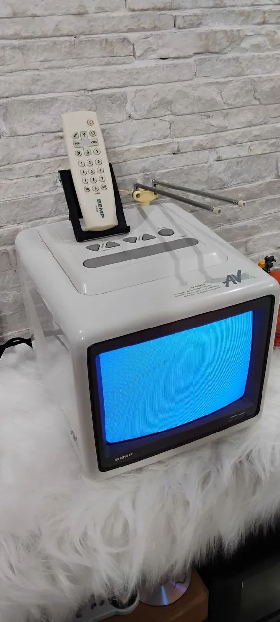 Tv Semp 1022 - Foto 5