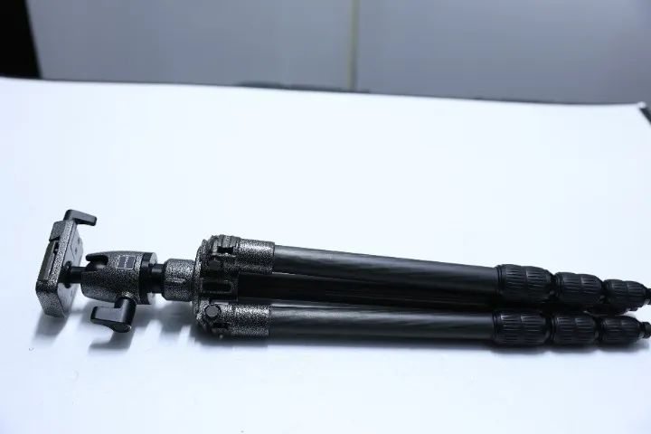 Tripé Gitzo G1128M Fibra de Carbono e Cabeça Gitzo G1178 Made in Italy Novíssimos - Foto 2