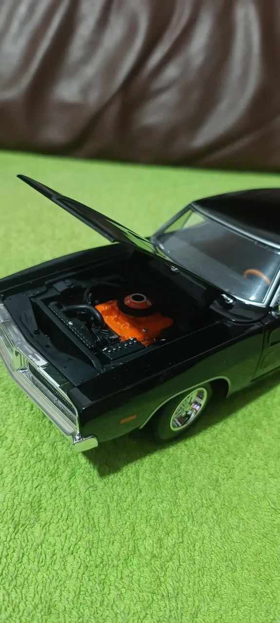 Miniatura 1/18 Dodge charger R/T - Foto 3