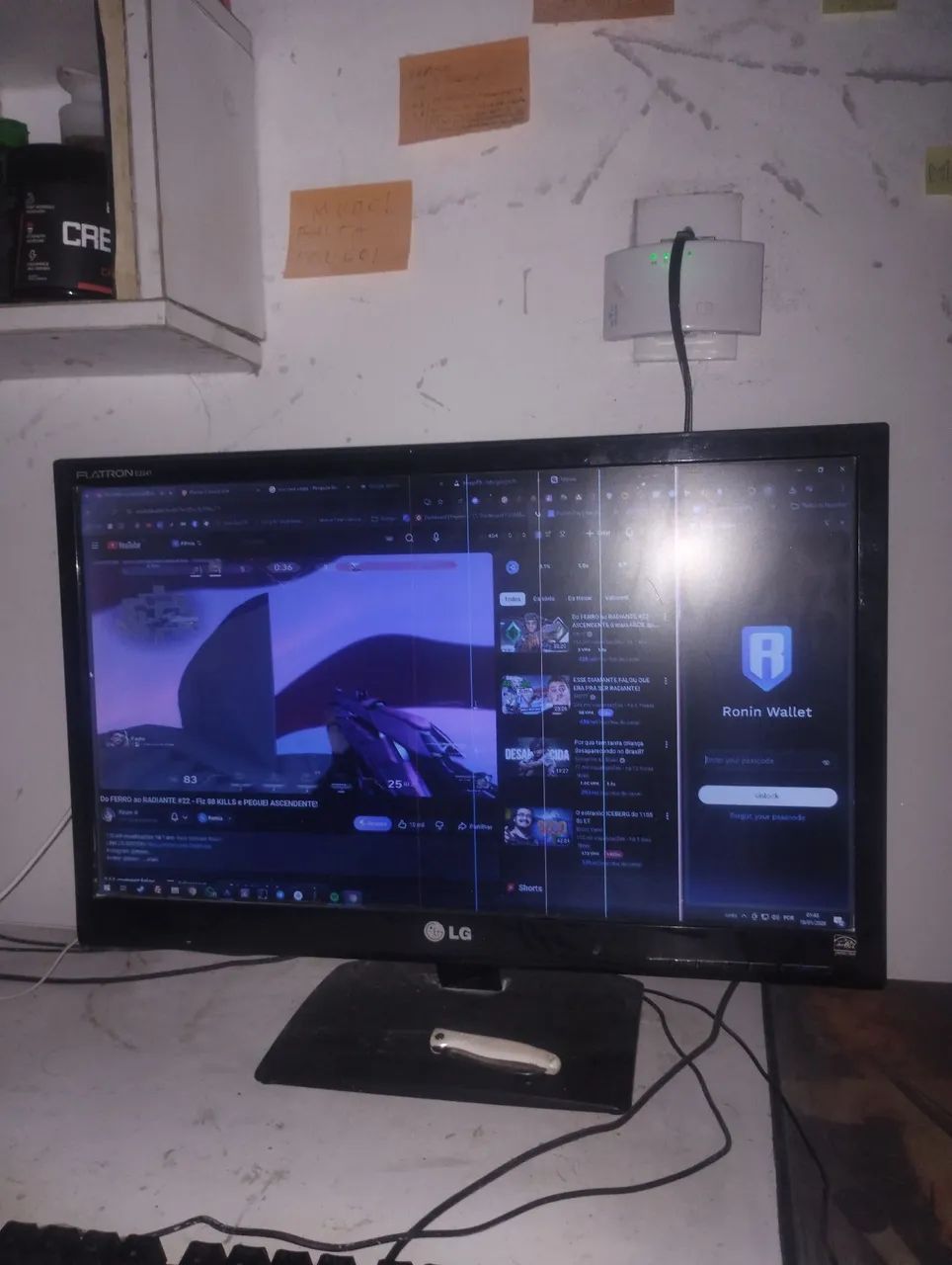 Monitor 24p LG com listras e marca de uso65126765880706120