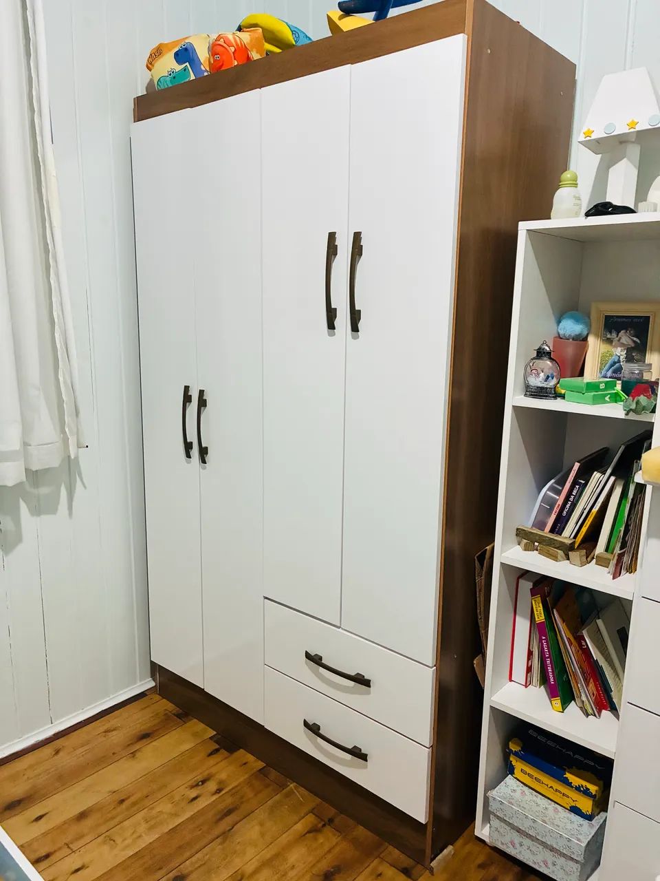 Guarda roupa infantil