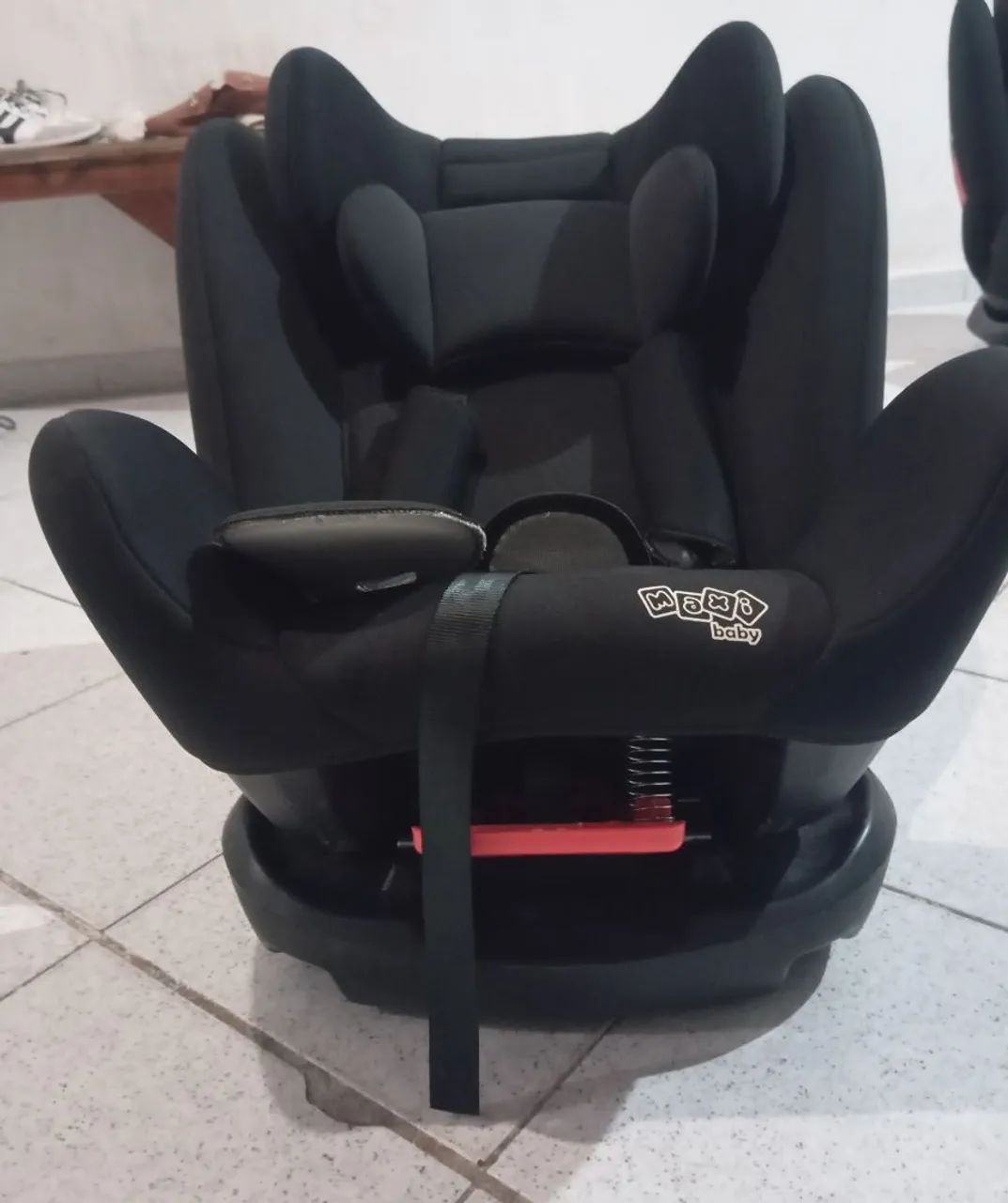 Cadeira de bebê  preço a combinar  wts *