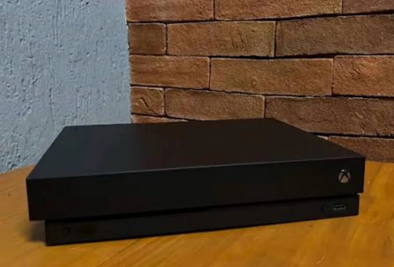 X box one x 1250 - Foto 2