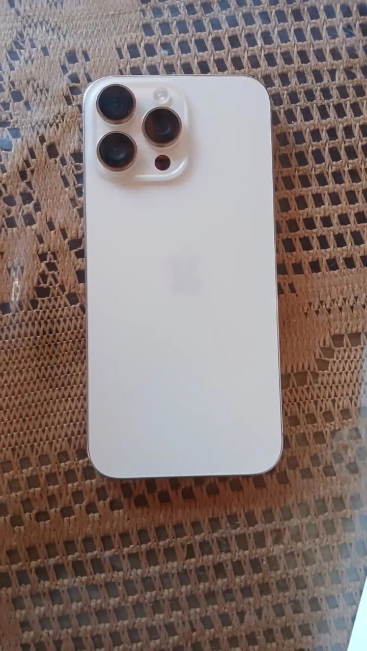 iPhone 16 pro max  - Foto 2