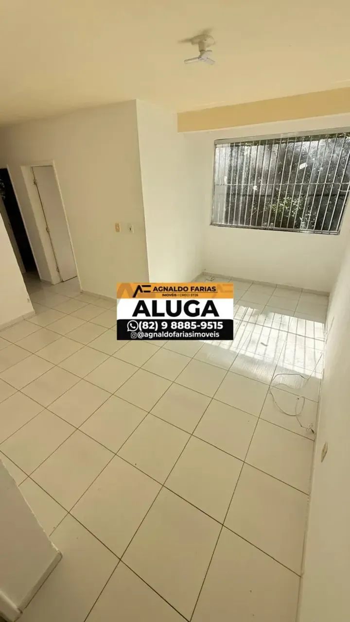Alugo apartamento de 3 quartos em Jacarecica - Maceió - AL