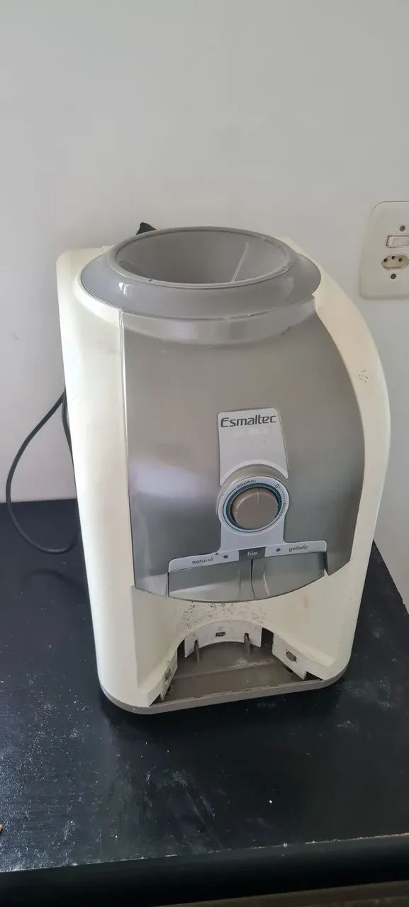 Bebedouro esmaltec com compressor 