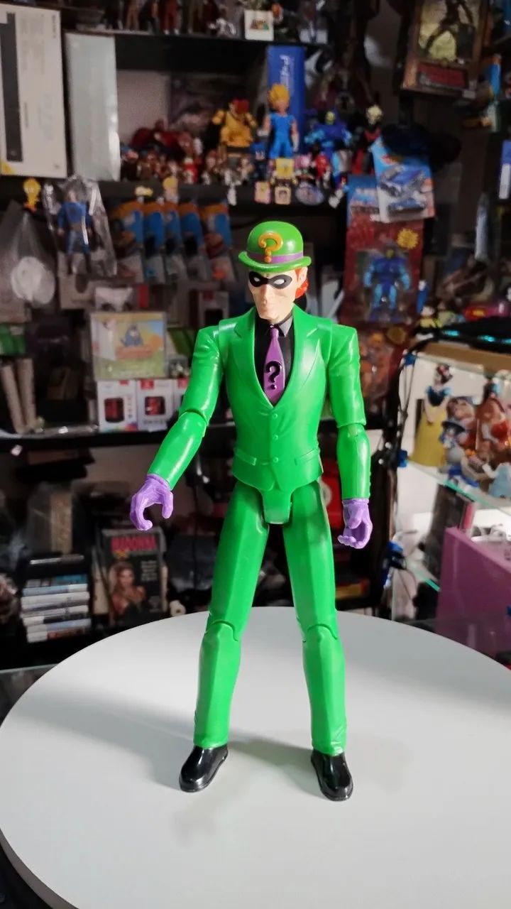 Charada dc personagem 30 cm