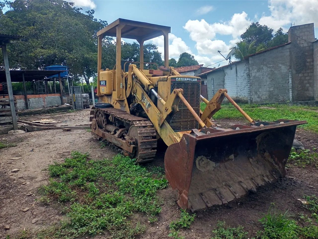 TRATOR DE ESTEIRA CARTEPILAR  - Foto 4