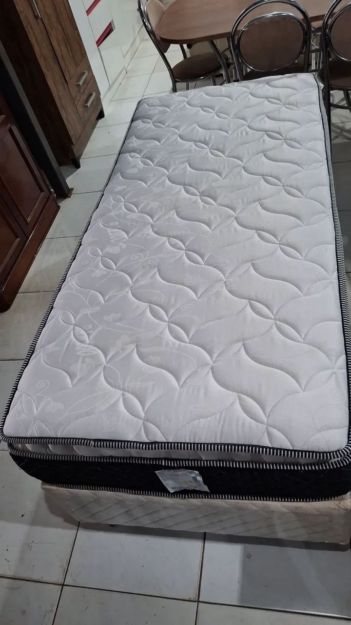 CAMA BOX COM AUXILIAR SEMI-NOVA 