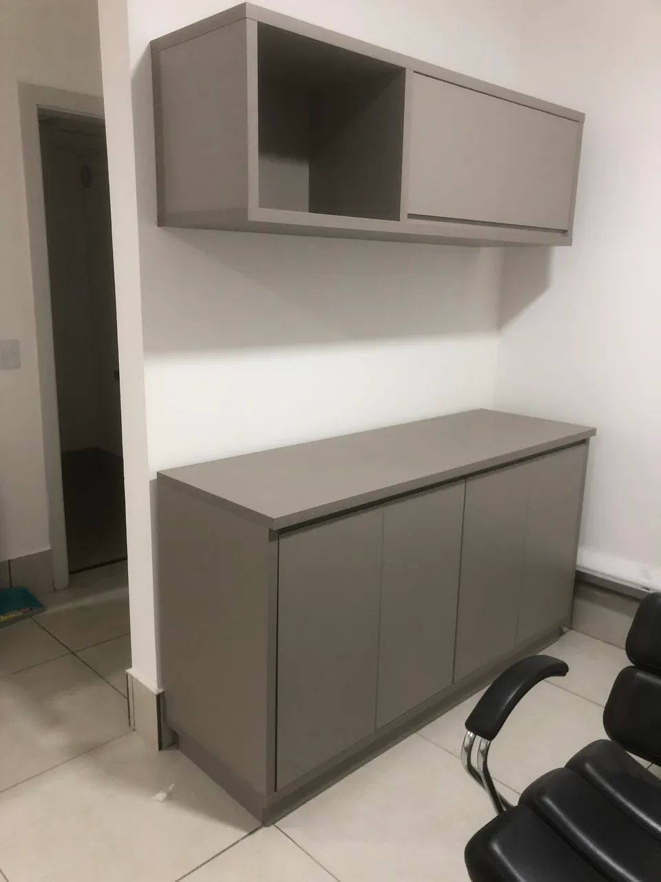 Armário multiuso