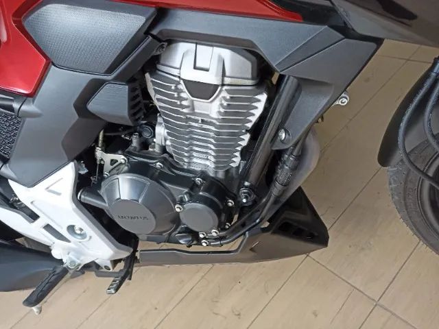 HONDA CB TWISTER 300F CBS 2025 - Foto 4