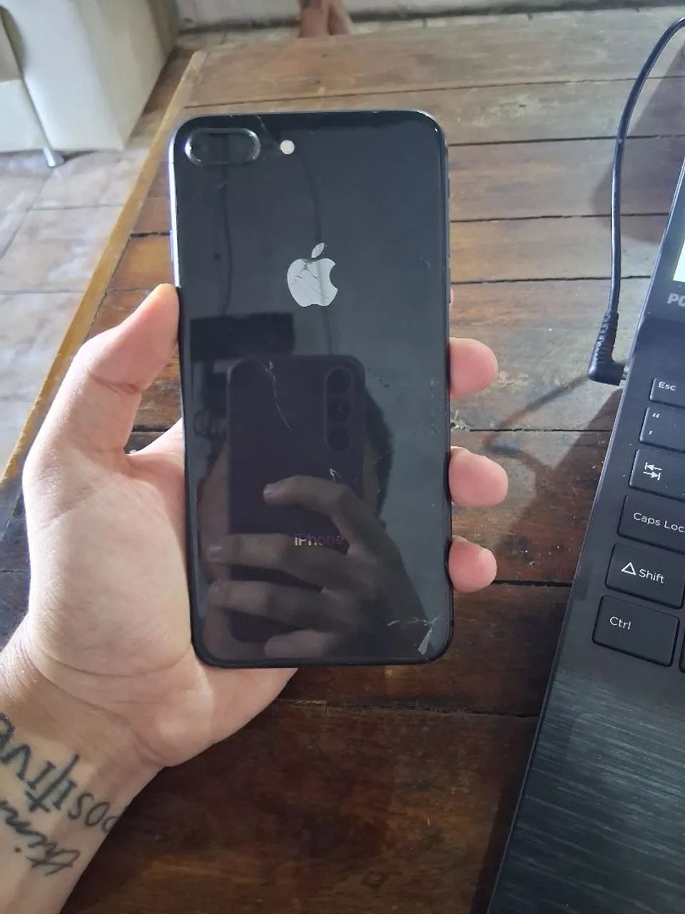 Iphone  8 plus 64gb - Foto 3