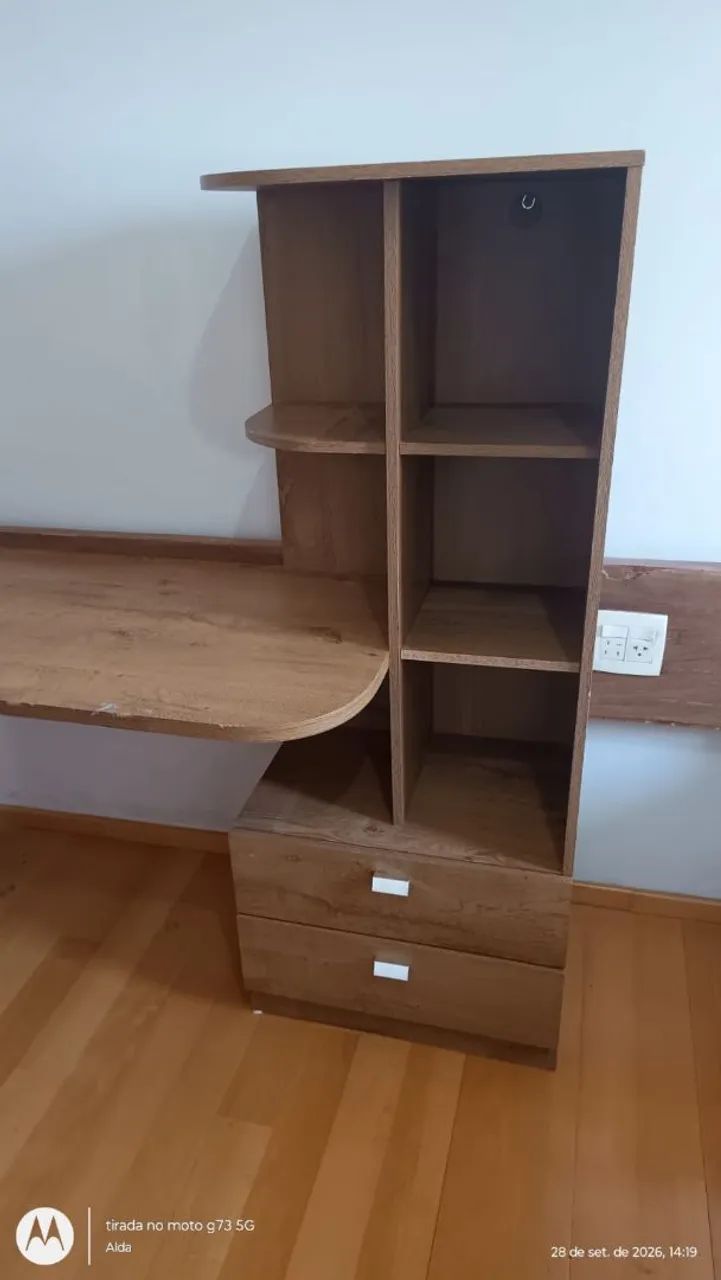 Mesa / Escrivaninha - Foto 3