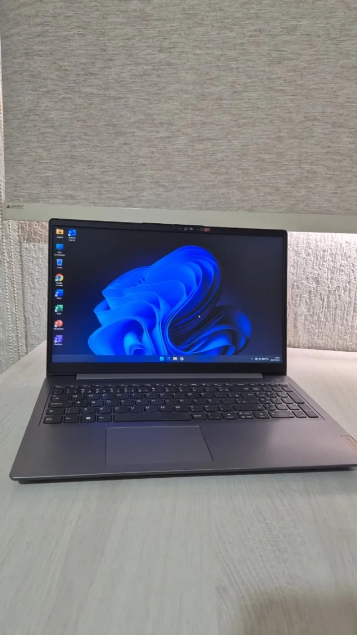 MacBook Pro (Early 2015) | I5 Dual Core | Tela Retina 13 polegadas